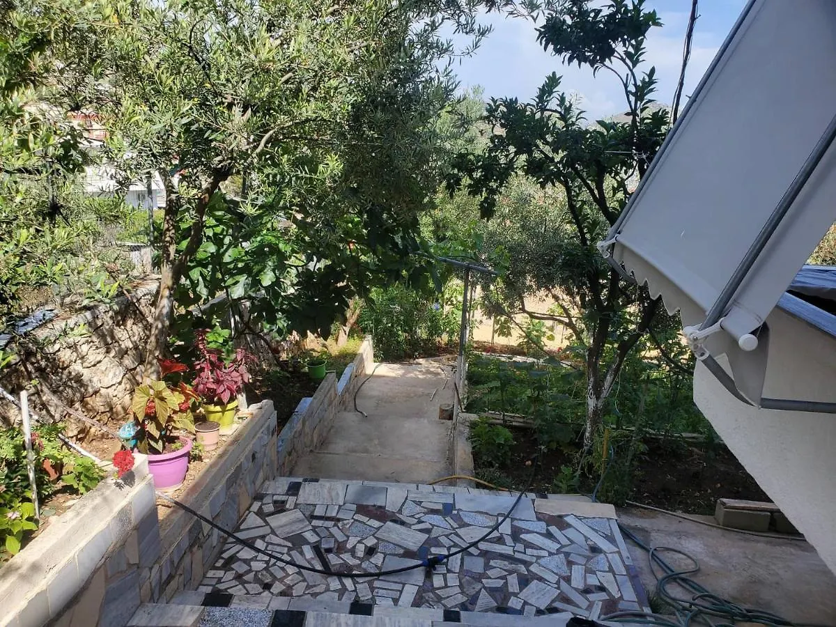 Guest House Sandri Sarande 0*,