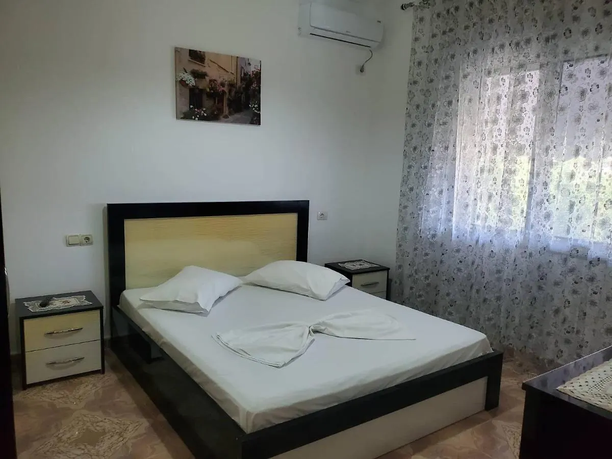 Apartment Guest House Sandri Sarande